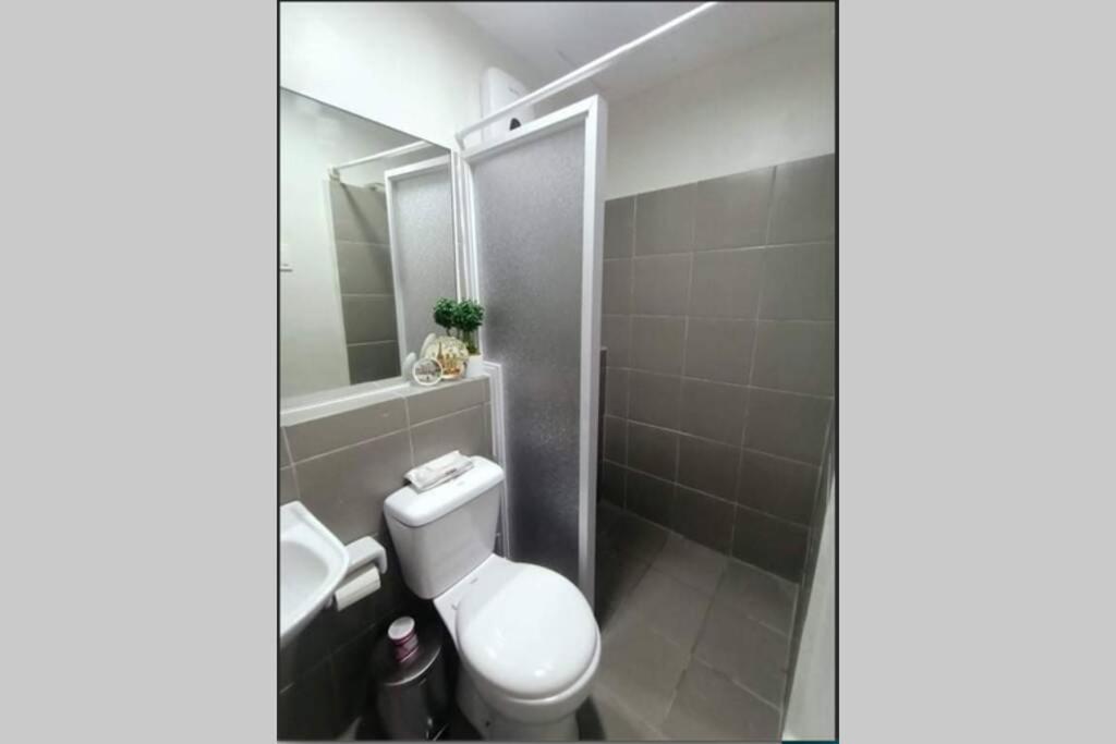 Condo Unit In Camella Manors Bacolod Exteriör bild